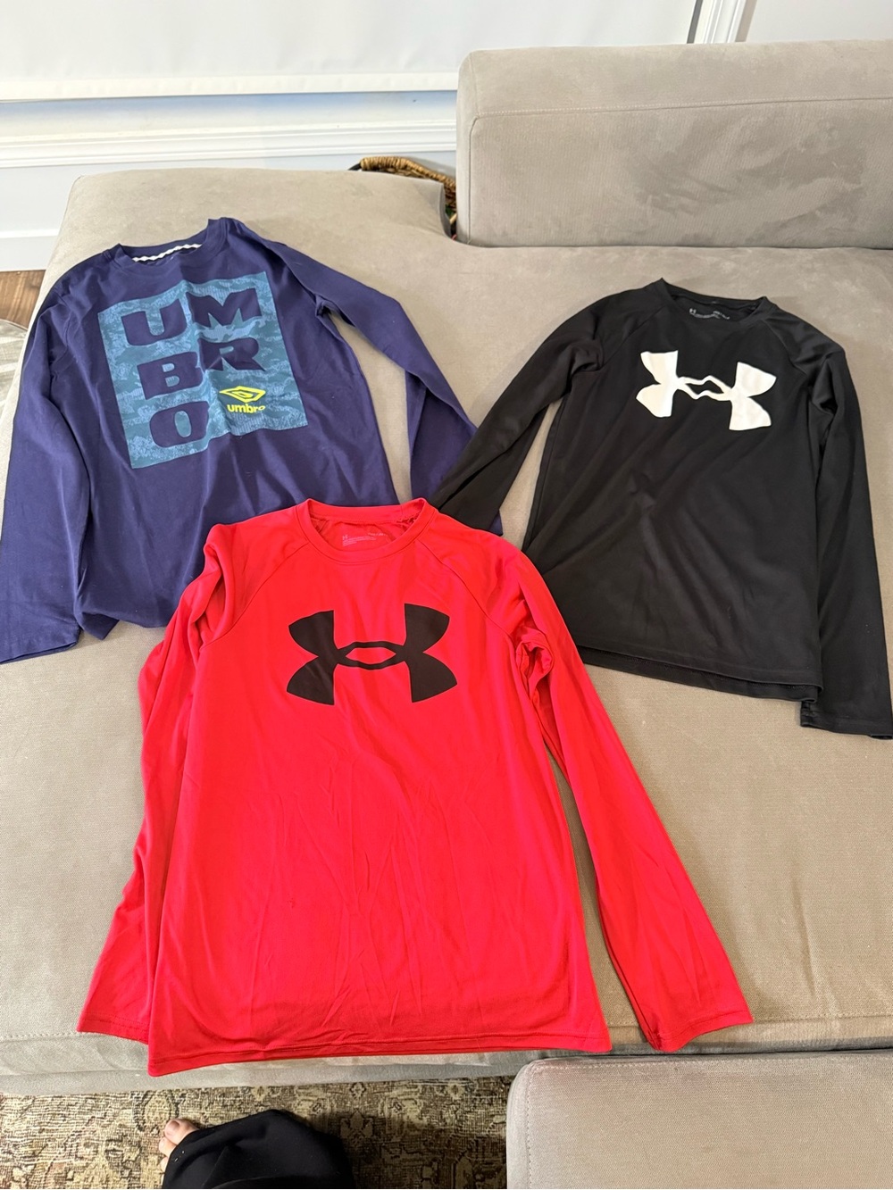 Under Armour Red Long Sleeve Logo Performance Tee for Kids lot of 3